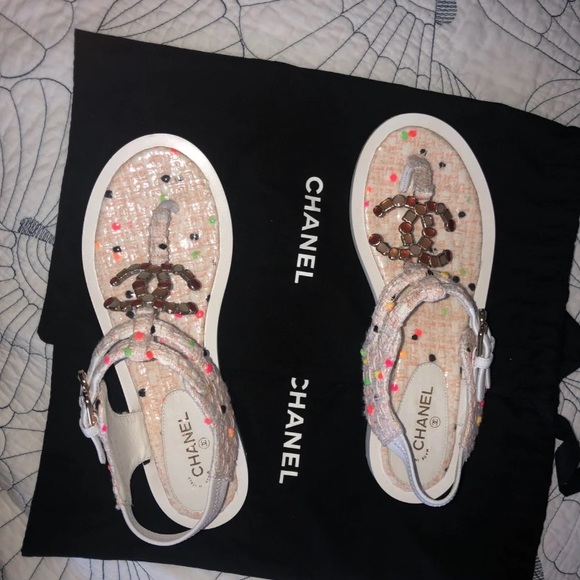 Chanel sandals - Picture 2 of 4